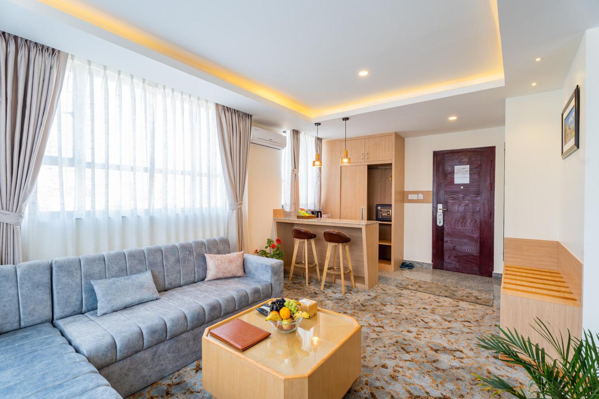 Hotel Crystal Pashupati Катманду Экстерьер фото